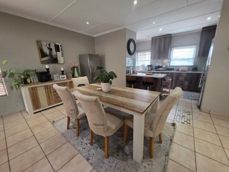 3 Bedroom Property for Sale in Carters Glen Northern Cape